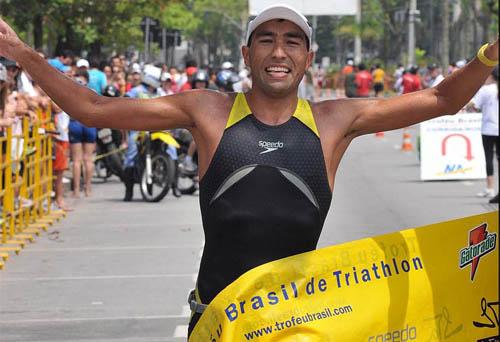 Paulo Miyashiro é o atual campeão do Troféu Brasil de Triathlon no masculino / Foto: João Pires / Jump